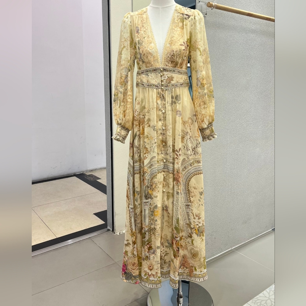 Final Sales Camilla button dress with shaped waistband - Picture 7 of 14
